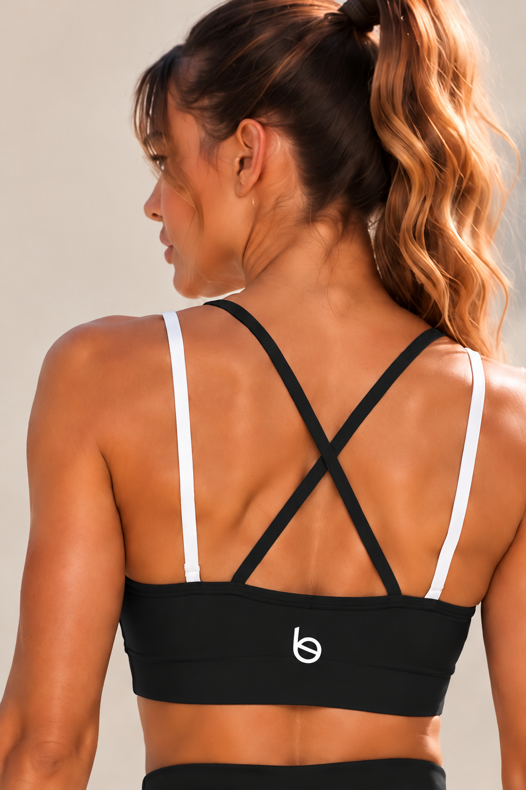 Top Esportivo Fitness Alcinhas em X Active Recortes Isabela Beachers