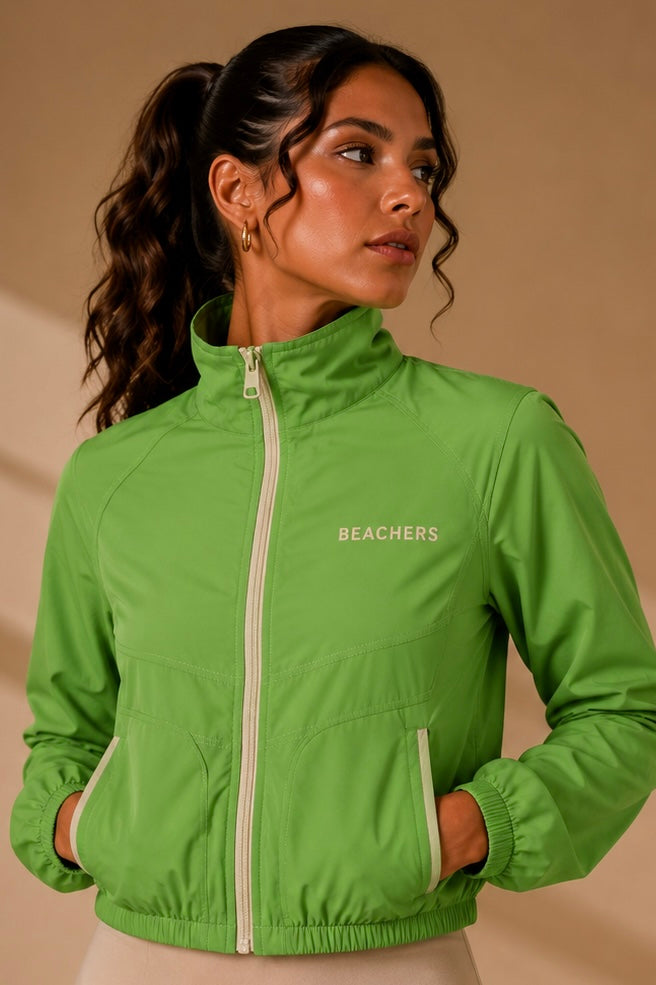 Jaqueta Feminina Cropped Esportiva com Bolsos, Zíper e Gola Alta Ellen Beachers