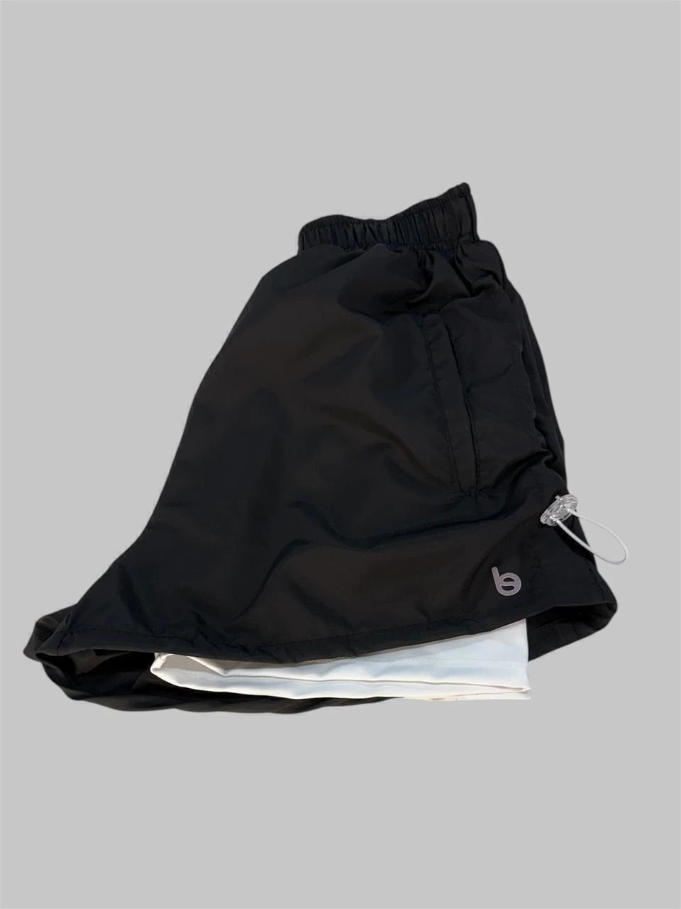 Bermuda Short Active Laura com Reguladores e Bolsos nas Laterais Beachers
