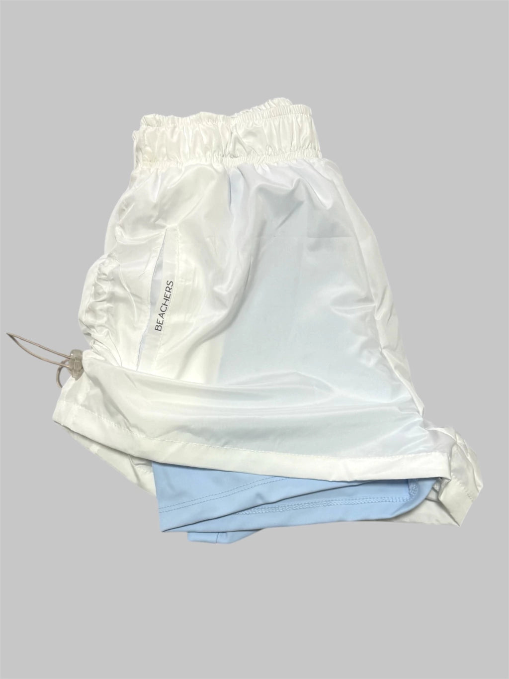 Bermuda Short Active Laura com Reguladores e Bolsos nas Laterais Beachers