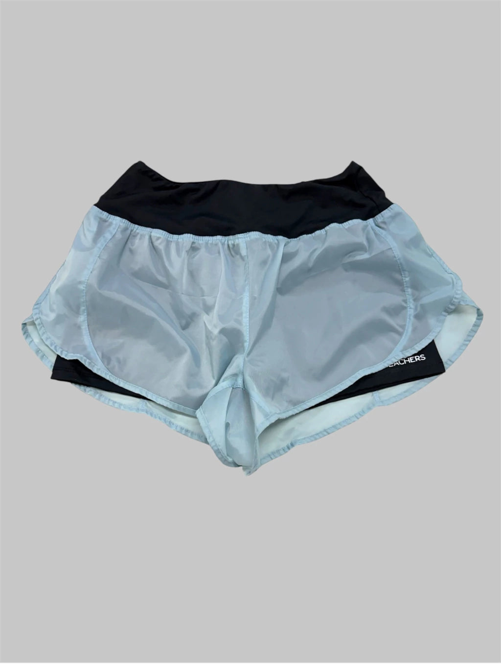 Bermuda Short Active Virgínia com Bolso Zíper no Cós Atrás Beachers