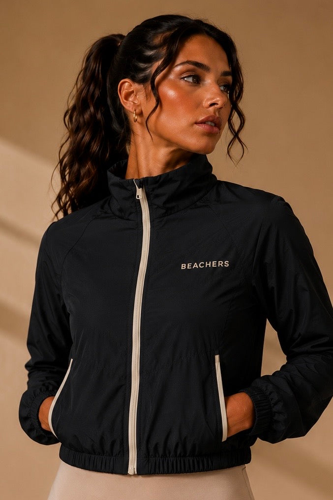 Jaqueta Feminina Cropped Esportiva com Bolsos, Zíper e Gola Alta Ellen Beachers