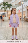 Conjunto Infantil Blusa Regata Active Larissa, Bermuda Short Active Bruna com Viés e Jaqueta Feminina Cropped Esportiva com Bolsos, Zíper e Gola Alta Ellen Beachers