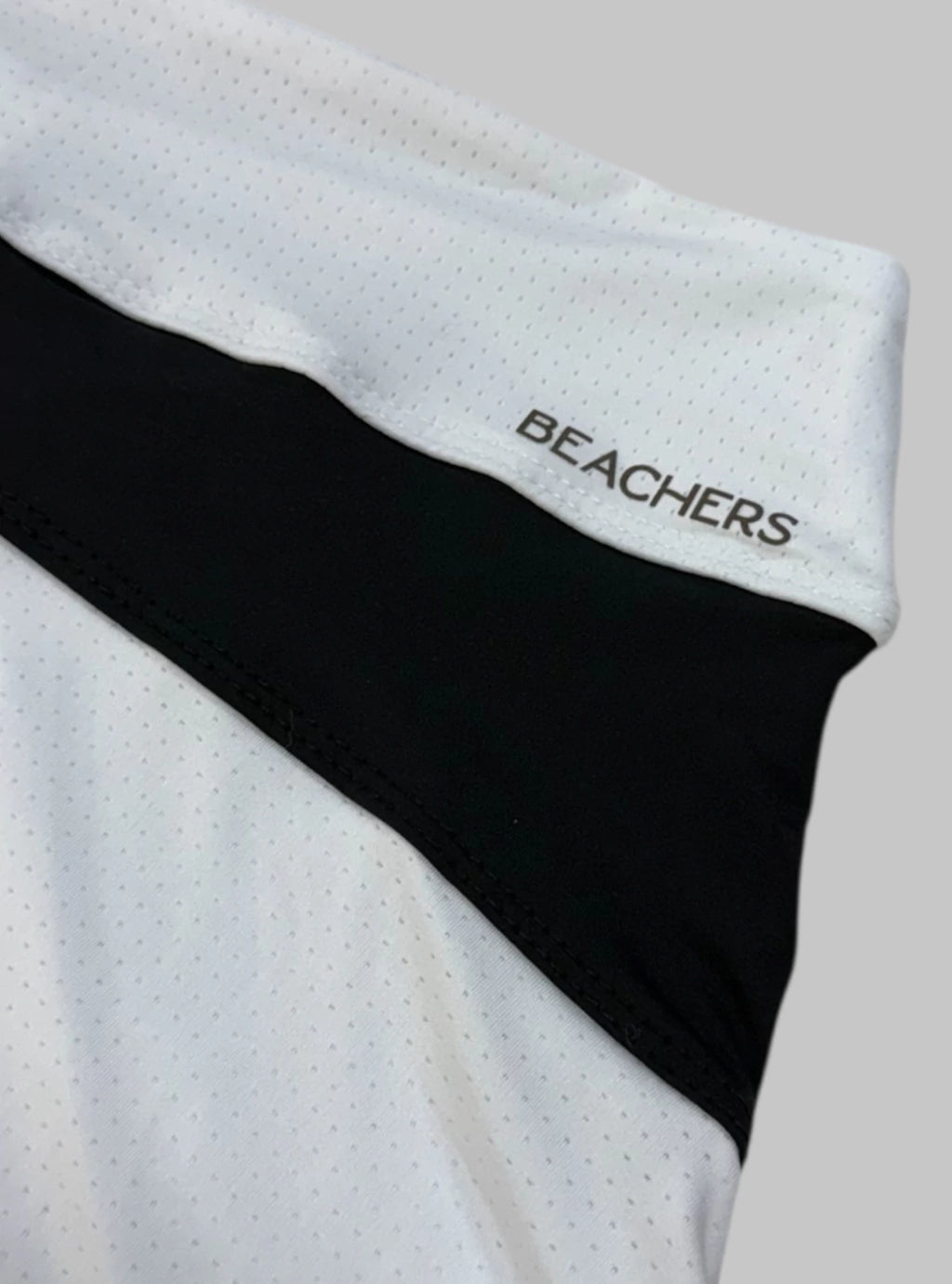 Saia DryFit com Recorte Atrás Eliana Beachers