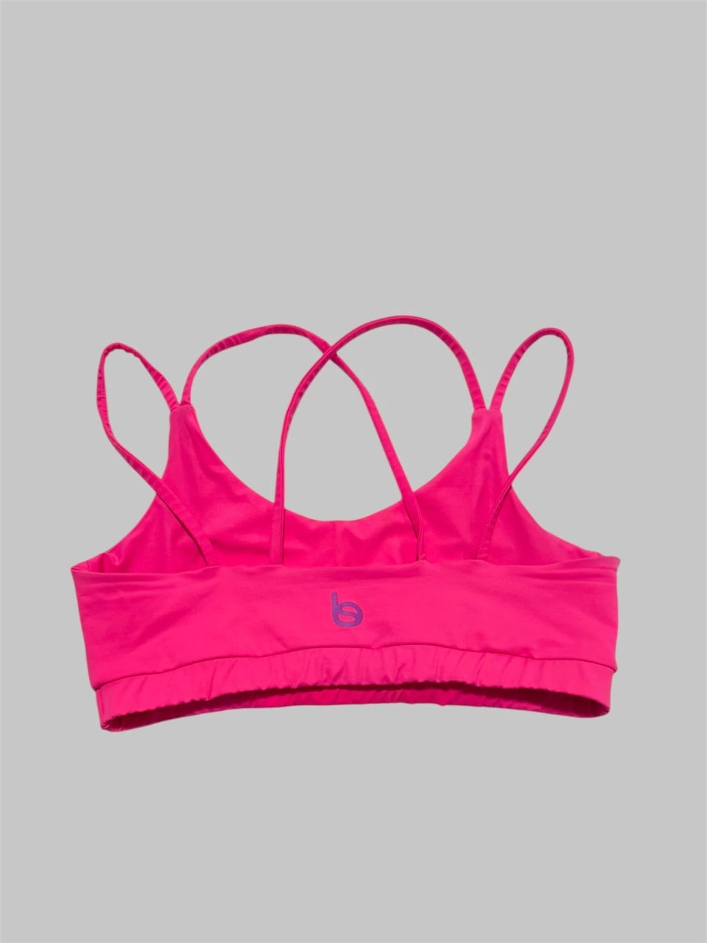 Conjunto Top Esportivo Fitness Alcinhas em X Active Recortes Isabela e Bermuda Short Active Virgínia com Bolso Zíper no Cós Atrás Beachers