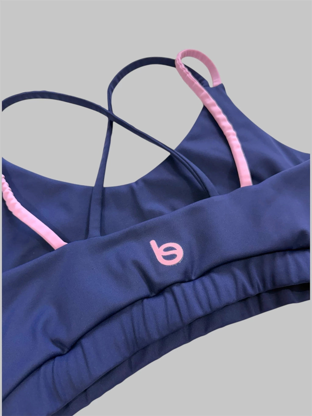 Top Esportivo Fitness Alcinhas em X Active Recortes Isabela Beachers